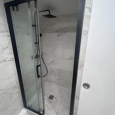 Neuf Et Meuble Apartament