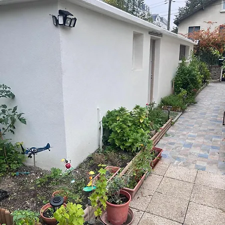 Neuf Et Meuble Apartament